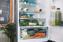 G600  Отдельностоящий  двухкамерный холодильник,  185&nbsp;x&nbsp;59.5&nbsp;x&nbsp;59.2 см,  Серый