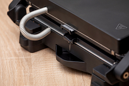 Контактный гриль