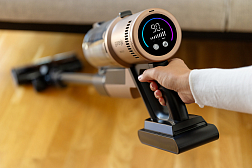 Аккумуляторный вертикальный пылесос