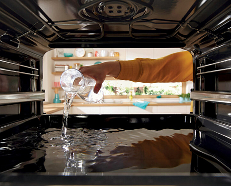 Духовой шкаф с функцией самоочистки — это миф? К счастью, нет!